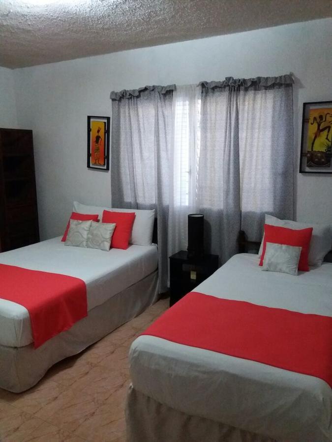 Room In Cancun Stadium Exterior foto